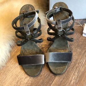 Brunello Cucinelli Monili-strap Velvet Sandal 39